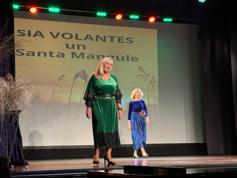 FOTO: &quot;Debesis vienmēr var pacelt augstāk...&quot; Lielvārdē aizvadīta krāšņa modes skate