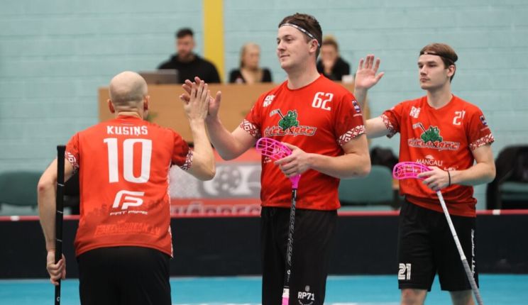 Attēls rakstam: Florbola klubs “Lielvārde/Fat Pipe” izcīna Latvijas – Igaunijas līgas čempiones kausu