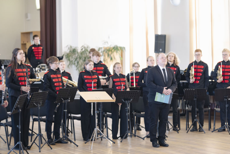 FOTO: Ogres Mūzikas un mākslas skolas pūtēju orķestrim augstākā pakāpe pūtēju orķestru konkursā