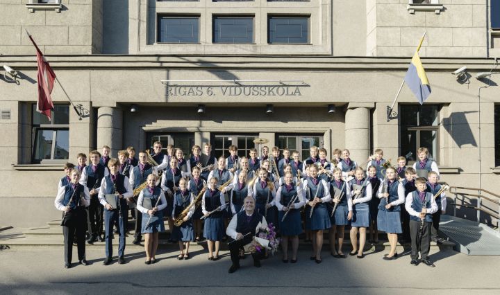 FOTO: Ogres Mūzikas un mākslas skolas pūtēju orķestrim augstākā pakāpe pūtēju orķestru konkursā