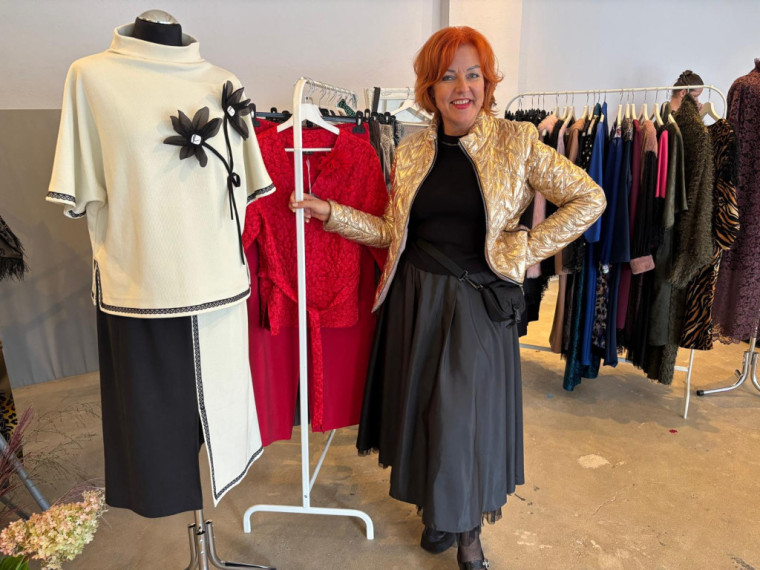 FOTO: Vakara tirdziņa garšas un krāsas Ogresgrīvas pusmuižā