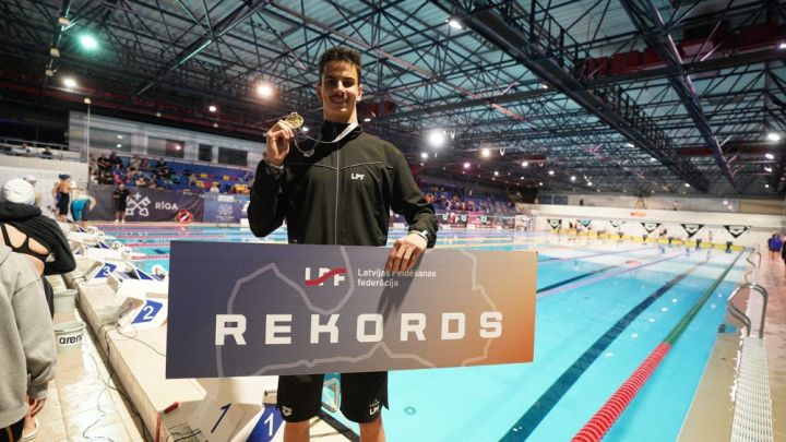 Ogrēnietis Dzirkalis labojis Latvijas rekordu 50 m brīvajā stilā