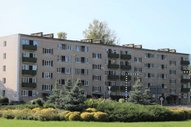 Aptauja. Kā jūs un kaimiņi rūpējaties par savu māju? Cik labā stāvoklī tā ir?