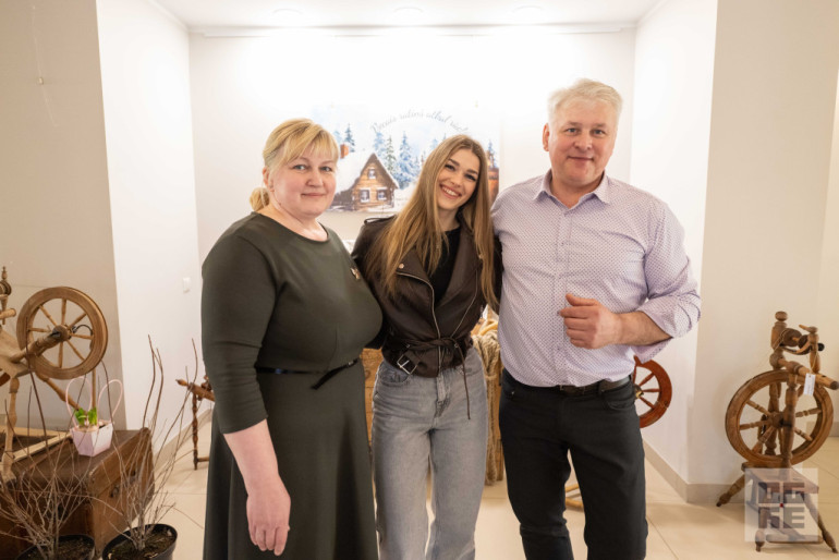 FOTO: Savā jubilejā Ivars Rancāns atklāj vērpjamo ratiņu izstādi
