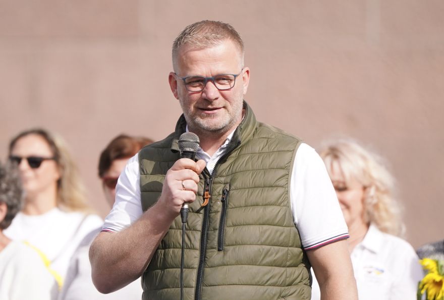 Krīzes pirmajās stundās izšķirošas ir cilvēku grupas, kas jau pazīst viena otru, uzsver Reinis Pozņaks