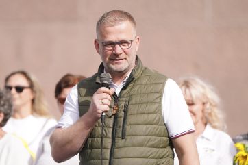 Attēls rakstam: Krīzes pirmajās stundās izšķirošas ir cilvēku grupas, kas jau pazīst viena otru, uzsver Reinis Pozņaks
