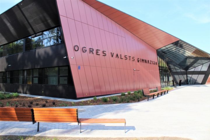 Ogres Valsts ģimnāzijā jaunajā mācību gadā vēlas mācīties rekordliels skolēnu skaits