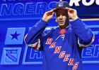 Attēls rakstam: Alberts Šmits pārraksta vēsturi un kļūst par visaugstāk draftēto NHL spēlētāju no Latvijas