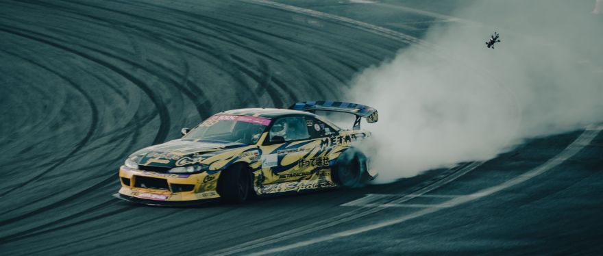 Ķeipenē ziņo par driftotāju