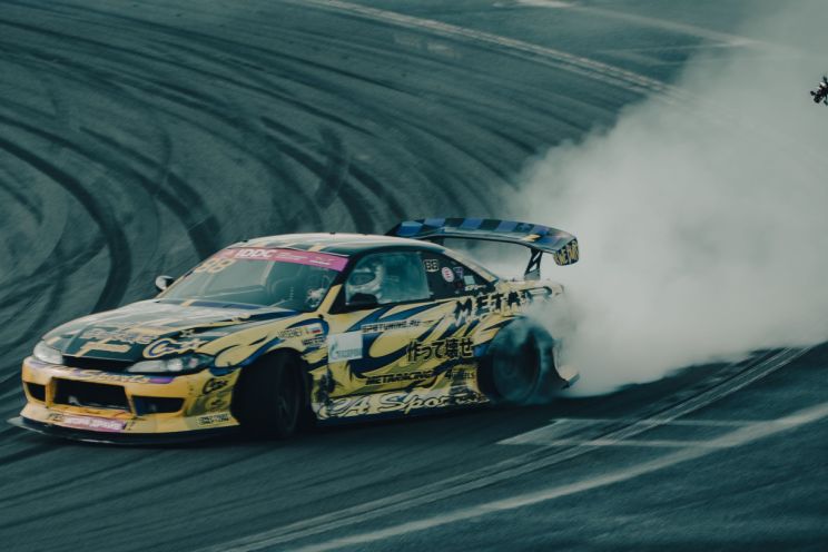 Attēls rakstam: Ķeipenē ziņo par driftotāju