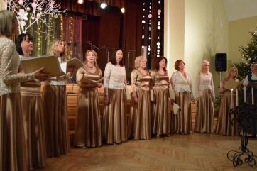 Attēls rakstam: Tomes Dāmu vokālā ansambļa jubilejas koncerts "Laiks iet..."