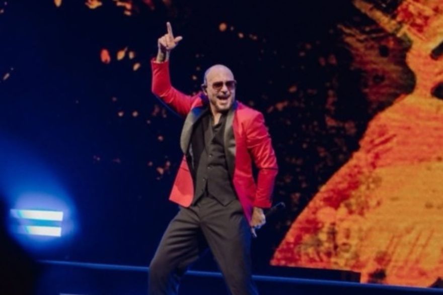 "Ar lielu nožēlu paziņojam..." Tehnisku problēmu dēļ atcelts Pitbull koncets Mežaparkā