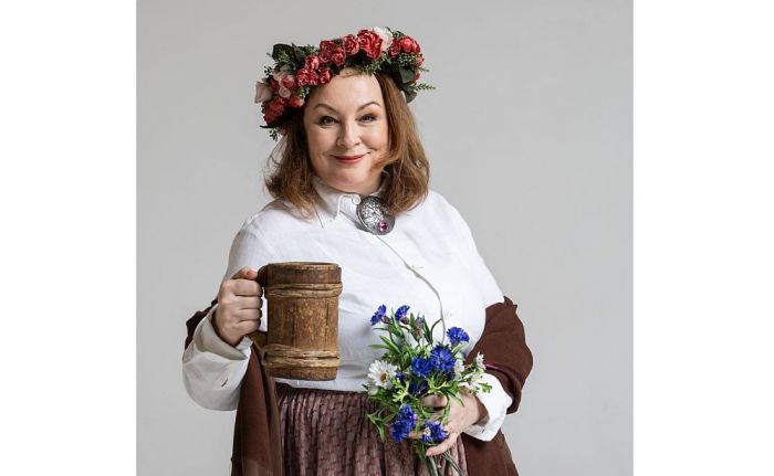 Aktrise Ilze Pukinska: Esmu nepraktisku pirkumu karaliene