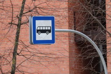 Attēls rakstam: Autobusu maršruti Ogrē pielāgoti ziemas vilcienu grafikam Ogres stacijā
