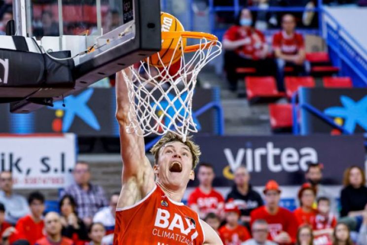 Attēls rakstam: Ikšķilietim Šteinbergam rezultatīvākā spēle Eirokausā, "Manresa" pieveic vicelīderi