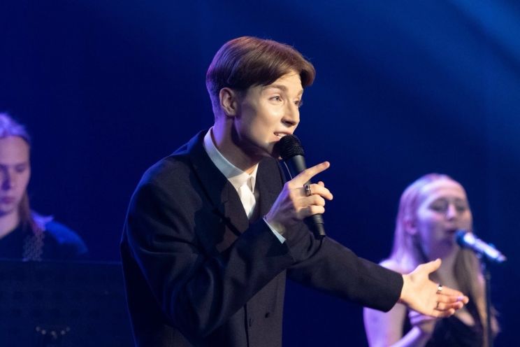 Attēls rakstam: Toma Antona Ziemassvētku koncerts "Sniega serenāde"