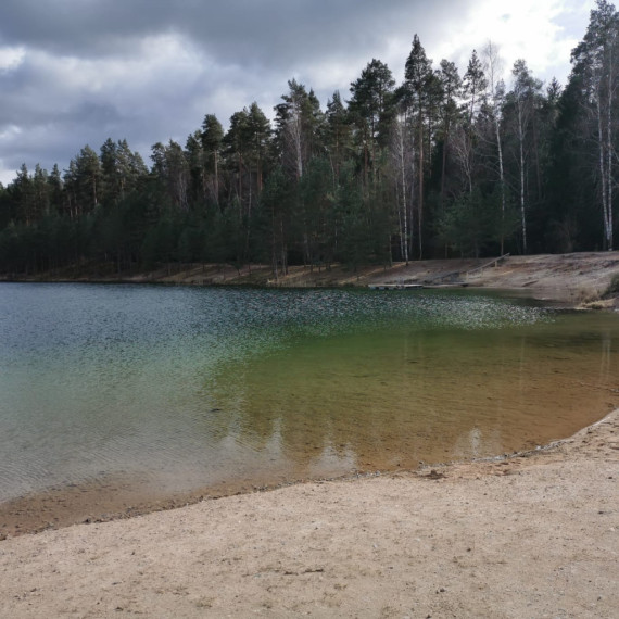 FOTO: Pavasara mirkļi Ogres Zilajos kalnos – Dubkalnu karjerā