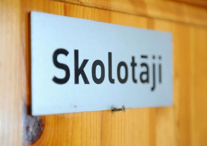 Lielās pilsētas: Skaidrībai par jauno skolotāja darba samaksas finansēšanas modeli jābūt tuvākajā laikā