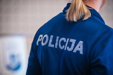 Attēls rakstam: Istabā nepazīstama persona vai mazdēls? Kundze Ogrē lūdz likumsargu palīdzību