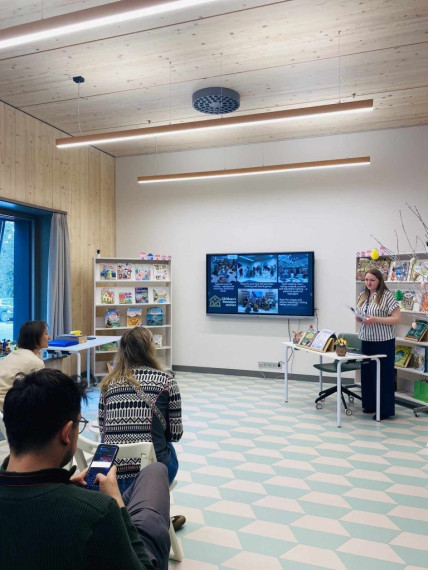 Ogres bibliotēkā viesojas kolēģi no Čehijas