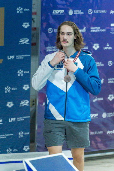 Ogres peldētājiem medaļas un jauni sasniegumi sacensībās Ķīpsalā