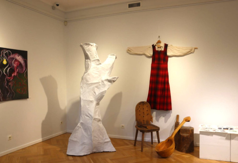 FOTO: Atklāta Martas Štaueres personālizstāde &quot;Brīvsolis&quot;