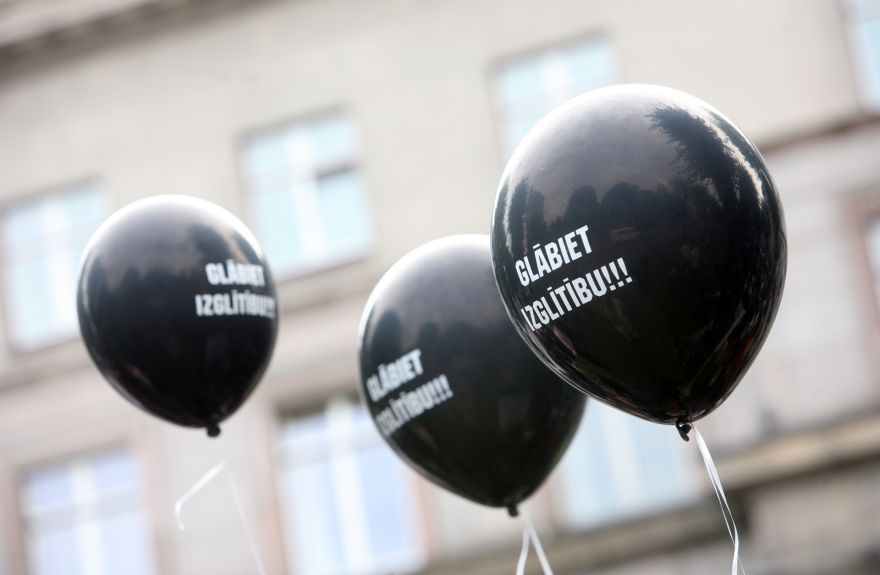 Pedagogi protestos varētu iziet maija otrajā pusē