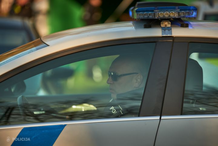 Piektdien notikuši 149 ceļu satiksmes negadījumi, bet tikai divos cietuši cilvēki