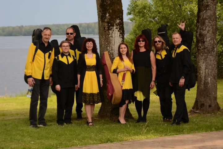 Ansambļa "Ķeguma ducis" koncerts "Sirds gaida brīnumu"