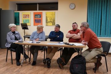 Attēls rakstam: Iedzīvotāju padome un divi iedzīvotāji. Aizvadīta Ķeguma Iedzīvotāju padomes sanāksme