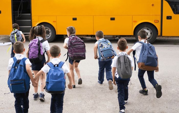 Skolēnu vecākiem līdzmaksājumu prasīt nedrīkst!