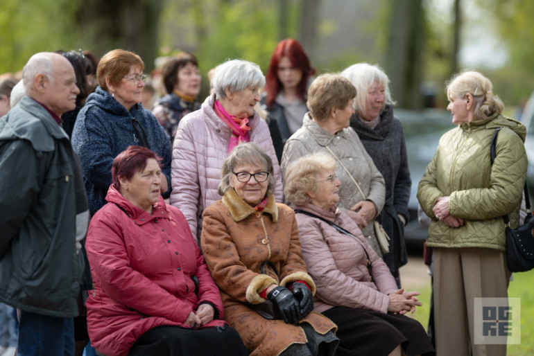 FOTO: Ķeipenes Tautas nams "Viļņi" iegūst jaunas telpas
