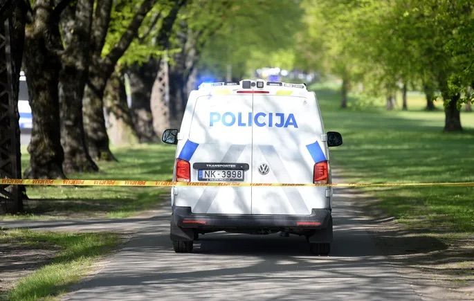 Pirmdien avārijās Latvijā viens miris un 10 cietuši