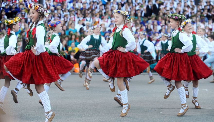 SPKC: Ieteikumi bērna veselībai pirms XIII Latvijas Skolu jaunatnes dziesmu un deju svētkiem