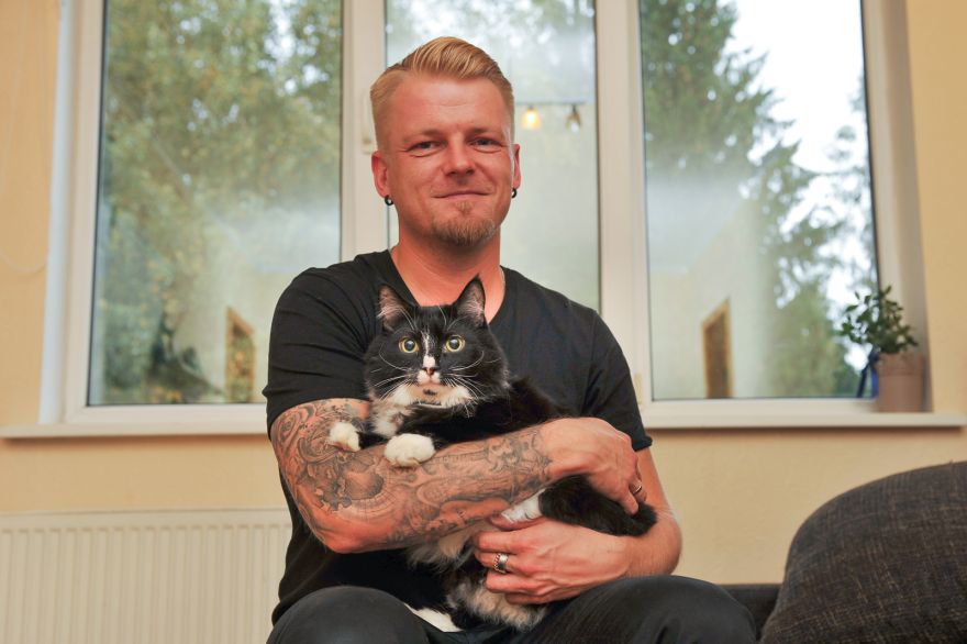 Atis Ieviņš par ģimenes pieaugumu, drošību un mūziku: "Neesmu tikai roka dziedātājs, manī iekšā sēž kaut kas vēl"