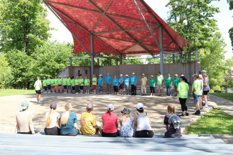 Sabiedriskā labuma biedrības “Ķeipenes Senioru skola” pirmais projekts “Seniori skolā – laikam līdzi ejot” noslēdzies!