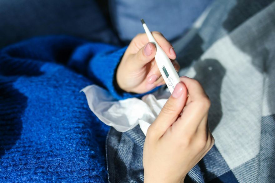 Saslimstība ar gripu aizvien plaši izplatīta visā Latvijā
