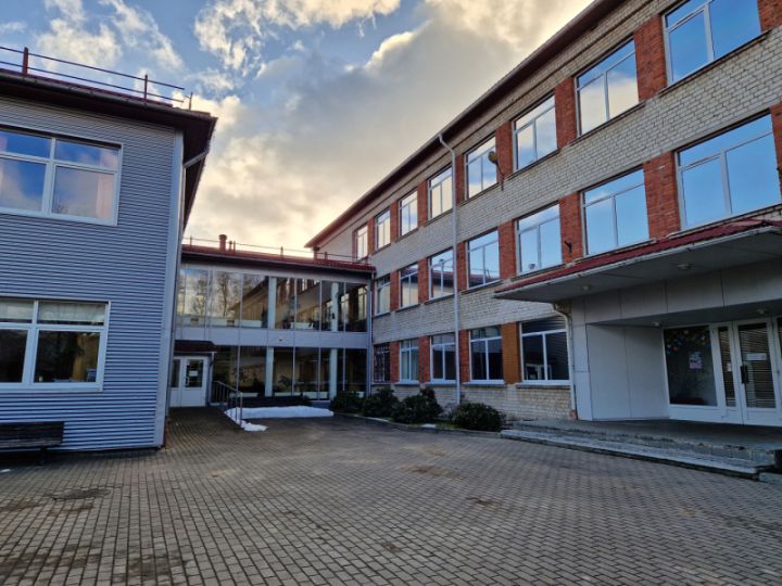 Turpinās ieguldījumi Lielvārdes izglītības iestāžu infrastruktūrā
