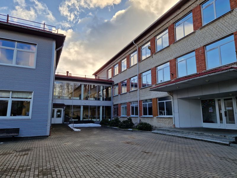 Turpinās ieguldījumi Lielvārdes izglītības iestāžu infrastruktūrā