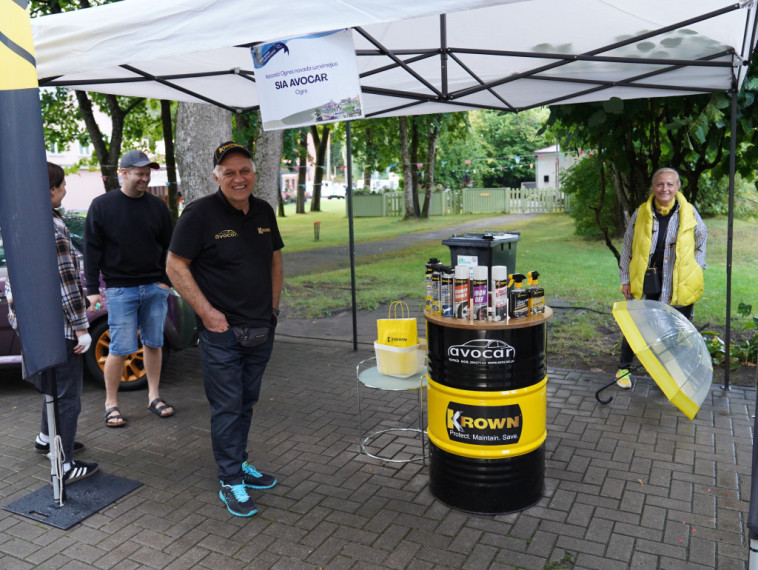 FOTO: Ogre svin: pirmā diena uzņēmēju, sporta, mākslas un mūzikas zīmē