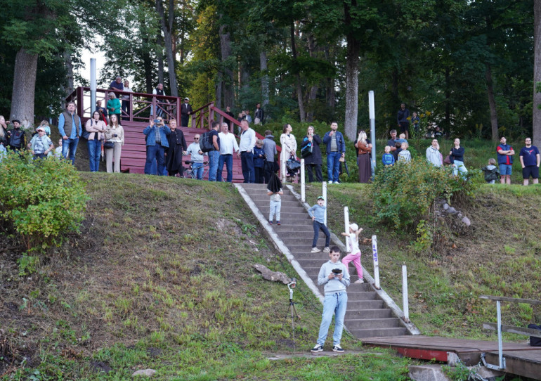 FOTO: Ogre svin: pirmā diena uzņēmēju, sporta, mākslas un mūzikas zīmē
