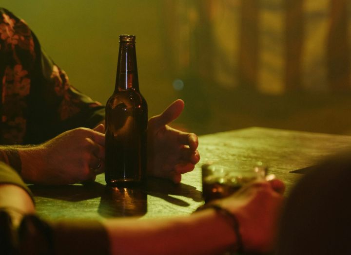 Ogrē personas alkohola reibumā traucē citiem, Taurupes pagastā kāds bojā svešu īpašumu