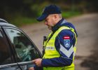 Attēls rakstam: 6 šoferi narkotiku ietekmē un vairāki dzērājšoferi - sestdien pieķerti vairāk nekā 20 transportlīdzekļu vadītāji reibumā