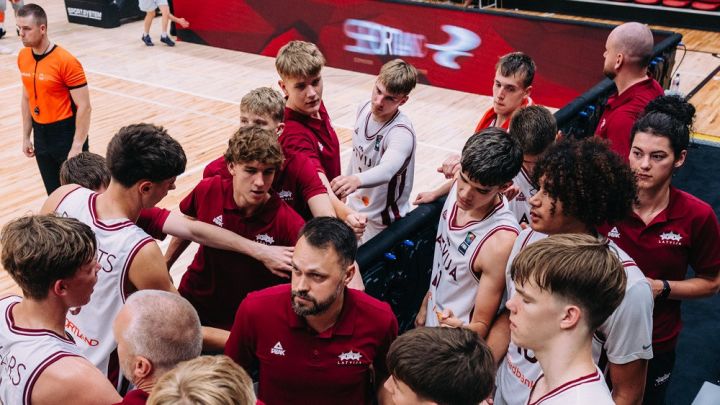 Latvijas U16 izlase ar ogrēniešiem komandā pieveic lietuviešus