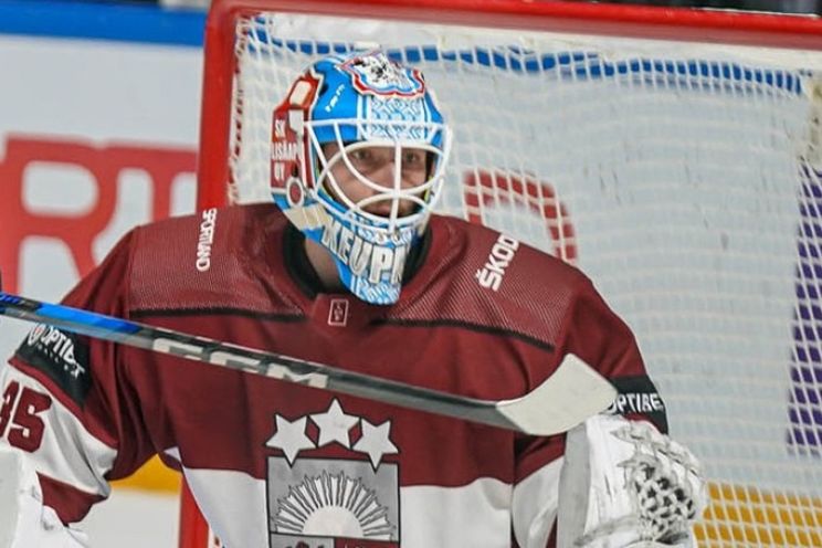 Attēls rakstam: Latvijas hokeja izlases sastāvā cīņai par Vācijas kausu iekļauti arī ķegumietis un ogrēnietis