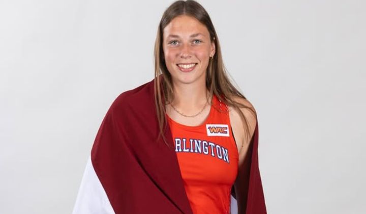 Krapietei Elīzai Lembergai personīgais rekords šķēpa mešanā