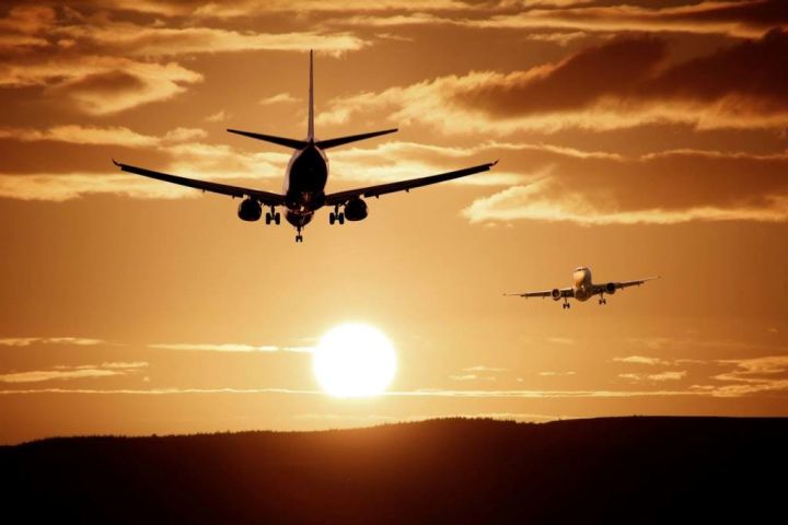 Amatierteātra izrāde "Boeing, boeing"