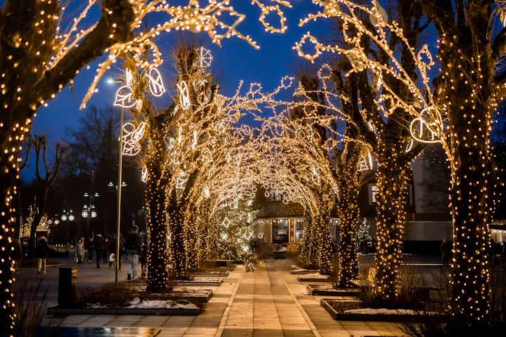 Iemirdzies un apceļo izrotāto Ogres novadu