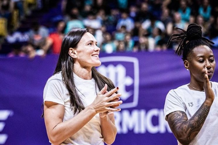 Attēls rakstam: Anetei Šteinbergai kapteines pienākumi un pirmās divas uzvaras Meksikā