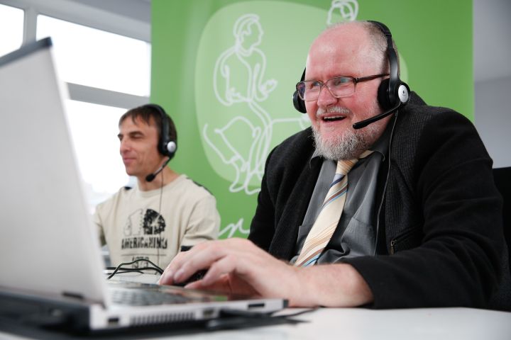 Sociālā projekta moderators ar segvārdu Arnolds: Sešu gadu laikā esmu uzklausījis pusmiljons sarunu minūšu